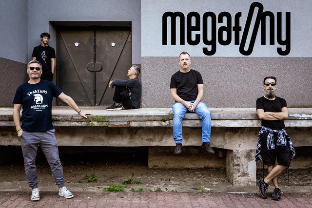 Megafony